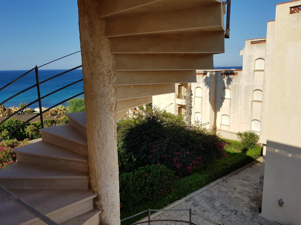Aparthotel Papiro