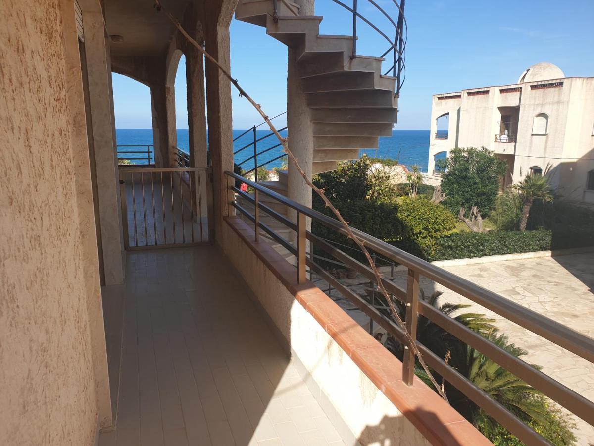 Papiro Aparthotel *